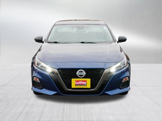 Used 2020 Nissan Altima 2.5 SR video 2