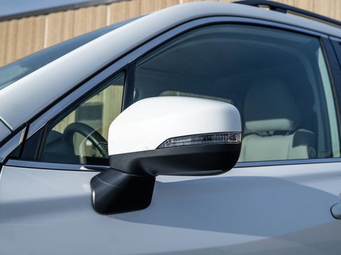 Used 2024 Subaru Forester Limited image 9