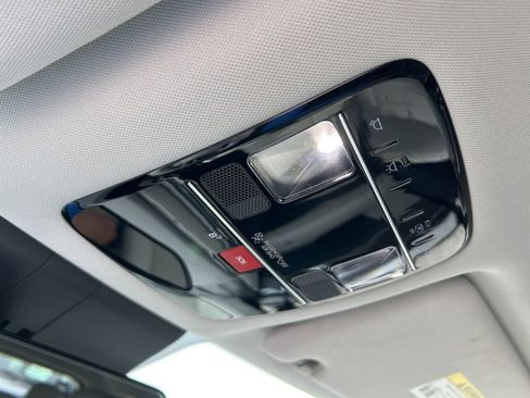Used 2024 Hyundai Santa Fe SEL FWD image 43