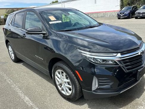 Used 2024 Chevrolet Equinox LT AWD/4WD image 2