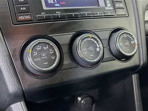 Used 2014 Subaru Crosstrek 2.0i Limited w/ Popular Package #2 image 21