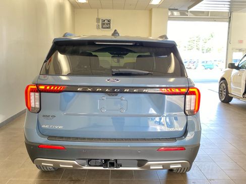 New 2026 Ford Explorer Active w/ Active Comfort Package AWD/4WD image 6