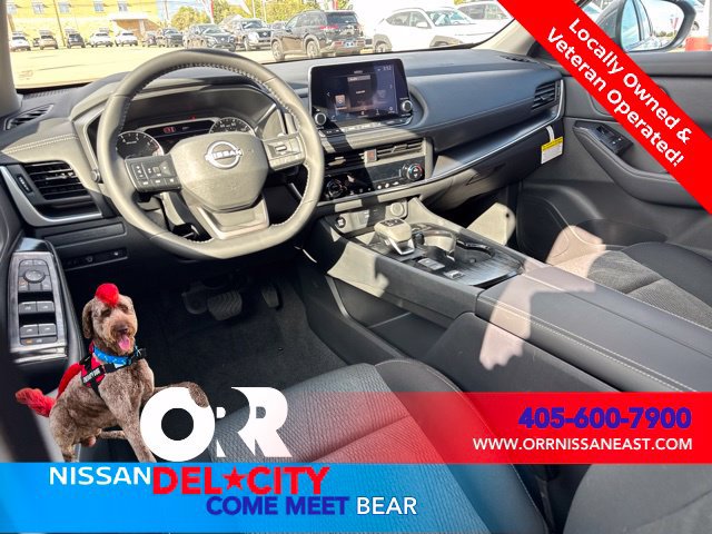 New 2027 Nissan Rogue SV FWD image 12