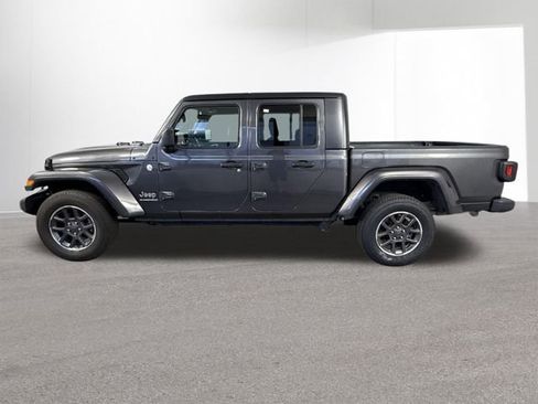 Used 2023 Jeep Gladiator Overland AWD/4WD image 26