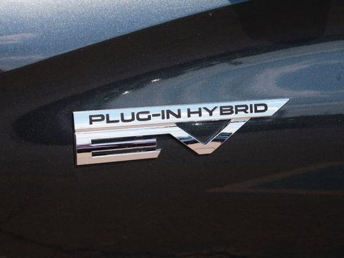 New 2025 Mitsubishi Outlander SEL image 3