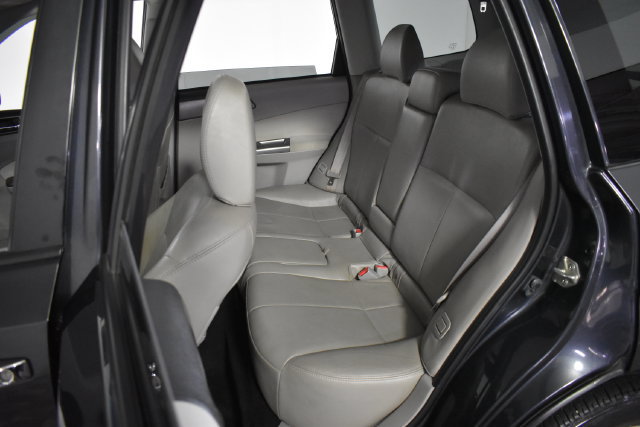 Used 2013 Subaru Forester 2.5XT Touring AWD/4WD image 25