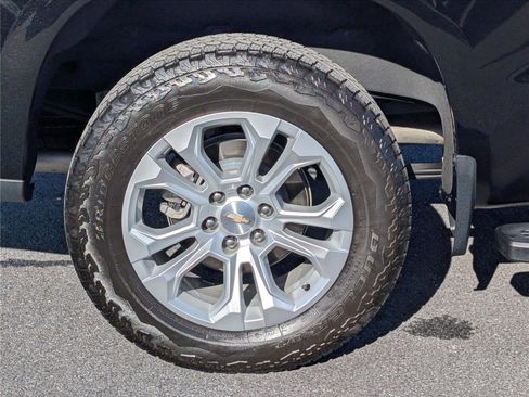 Used 2024 Chevrolet Silverado 1500 LTZ w/ Z71 Off-Road Package image 11