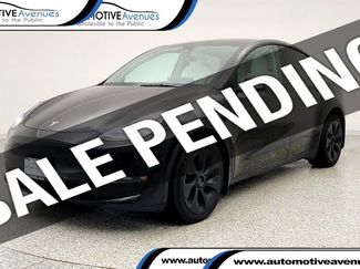 Used 2023 Tesla Model Y Long Range video 1