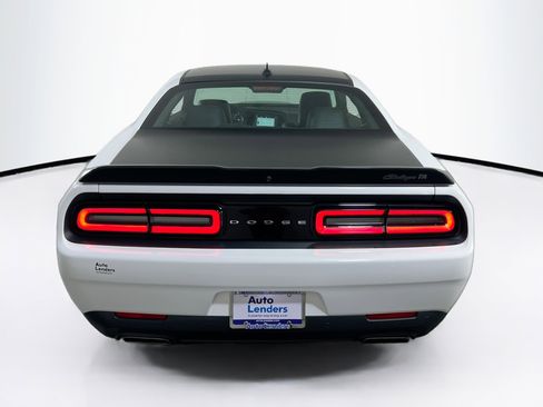 Used 2019 Dodge Challenger R/T w/ T/A Package image 6