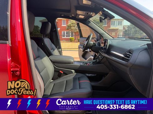 Used 2024 Chevrolet Traverse RS w/ LPO, Floor Liner Package AWD/4WD image 16