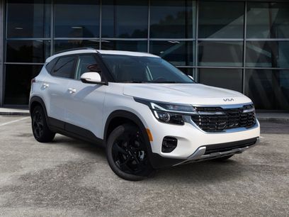 New 2026 Kia Seltos EX w/ EX Sunroof Package