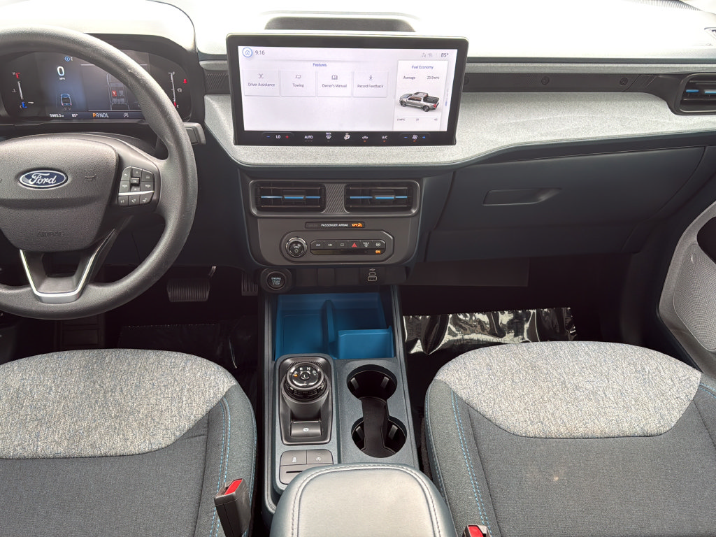 Used 2025 Ford Maverick XLT w/ Equipment Group 302A AWD/4WD image 17