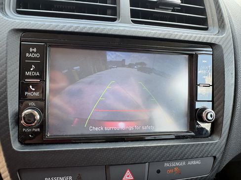 Used 2021 Mitsubishi Outlander Sport ES FWD image 17
