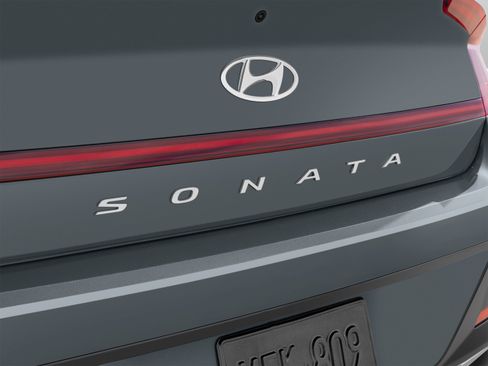 Used 2023 Hyundai Sonata SEL w/ Convenience Package FWD image 41