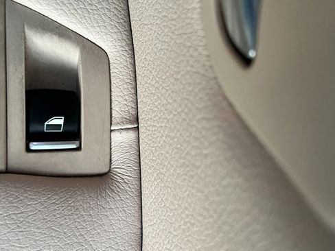 Used 2012 BMW 528i xDrive Sedan image 24