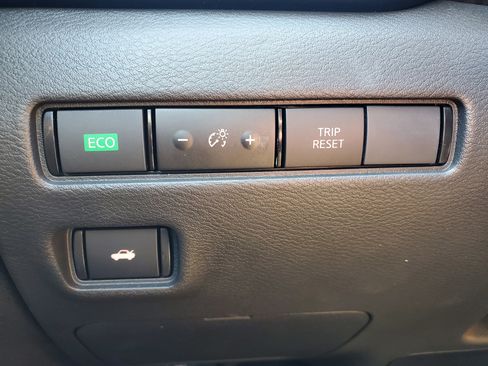 New 2025 Nissan Sentra SV w/ SV Premium Package image 24