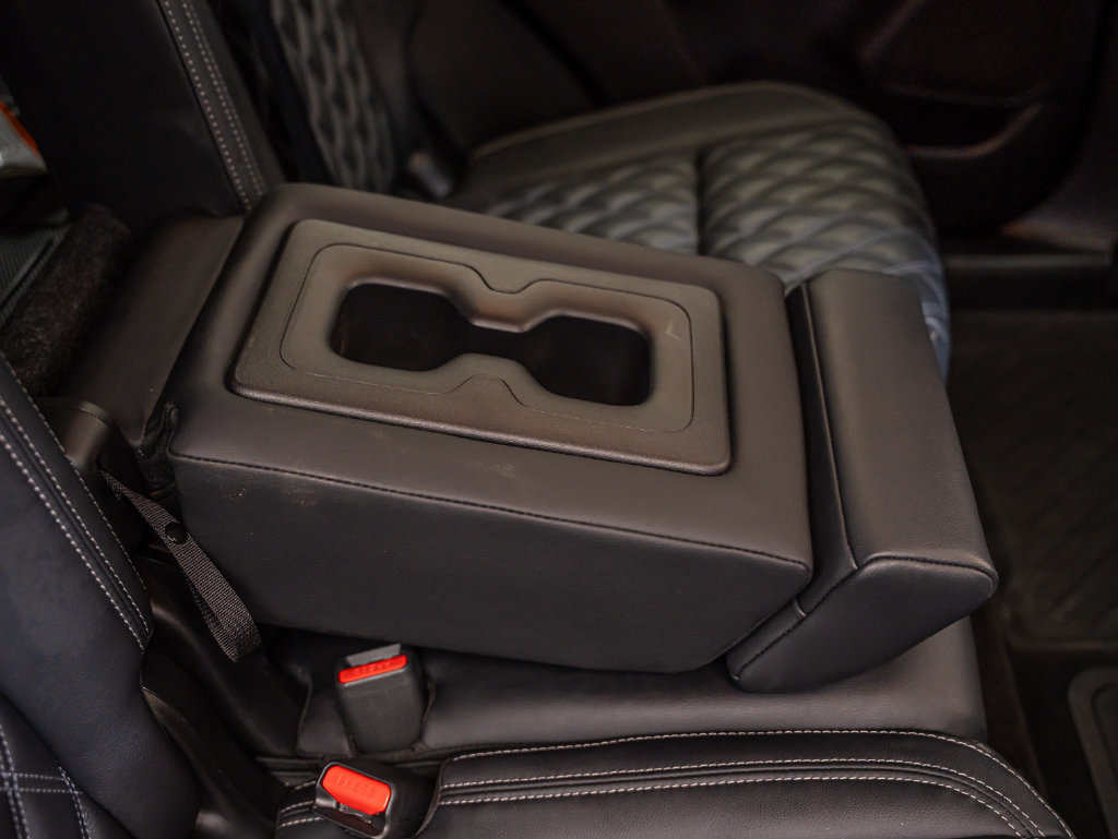 Used 2025 Mitsubishi Outlander SEL AWD/4WD image 48