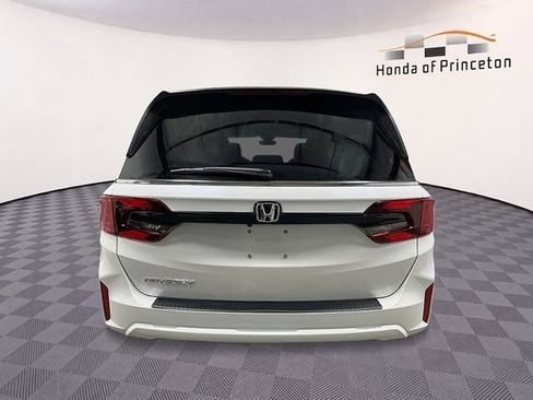 New 2026 Honda Odyssey EX-L image 4