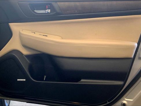 Used 2016 Subaru Outback 2.5i Limited image 24