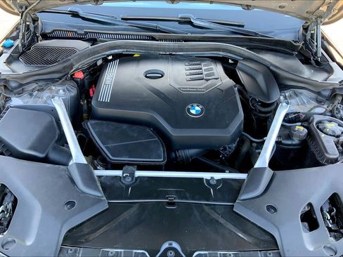 Used 2022 BMW 530i xDrive image 31