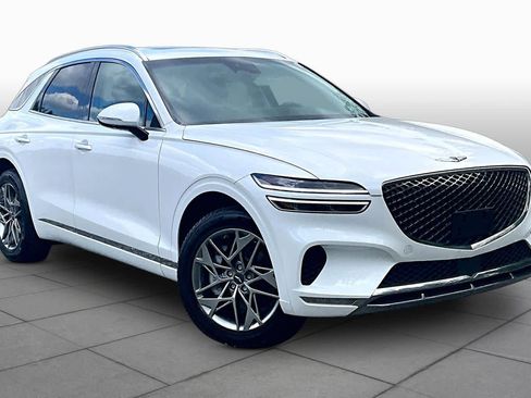 Used 2023 Genesis GV70 2.5T w/ Select Package AWD/4WD image 3