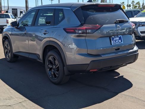 New 2026 Nissan Rogue SV image 4