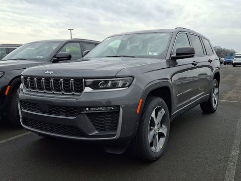 New 2026 Jeep Grand Cherokee L Limited AWD/4WD image 3