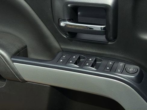 Used 2018 Chevrolet Silverado 1500 LT w/ All Star Edition image 30