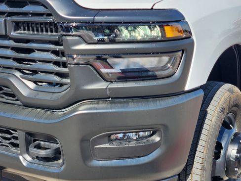 New 2026 RAM 3500 Tradesman AWD/4WD image 9