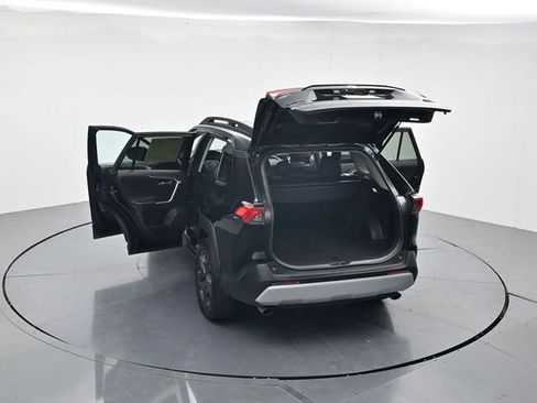 Used 2024 Toyota RAV4 Adventure image 45