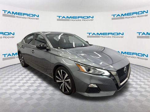 Used 2021 Nissan Altima 2.5 SR w/ SR Premium Package FWD image 7