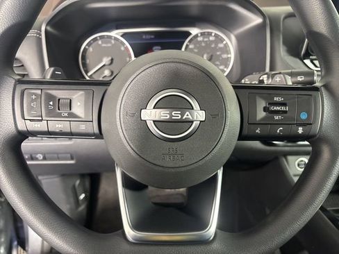 Used 2023 Nissan Rogue SV AWD/4WD image 17