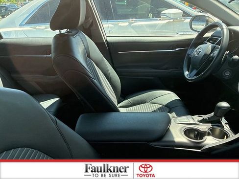 Used 2024 Toyota Camry SE FWD image 20