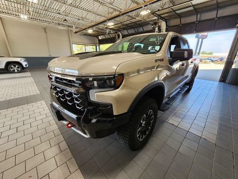 Used 2026 Chevrolet Silverado 1500 ZR2 AWD/4WD image 3