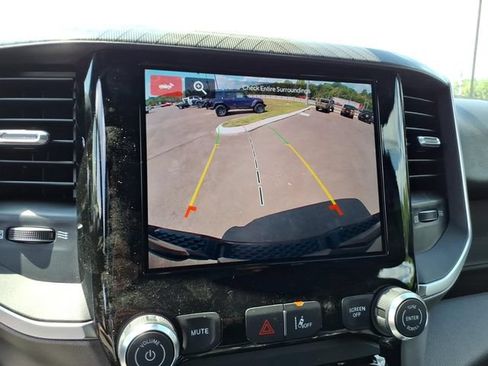 New 2026 RAM 1500 Express AWD/4WD image 13