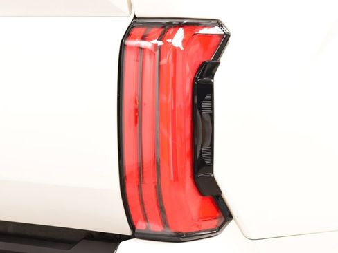 Used 2022 Toyota Tundra Capstone AWD/4WD image 19