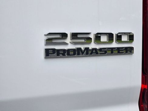 Used 2023 RAM ProMaster 2500 image 13