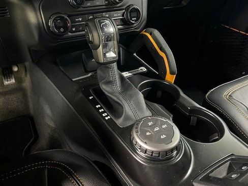 Used 2024 Ford Bronco Badlands image 19