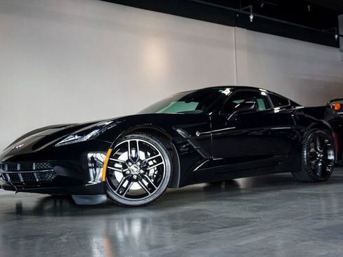 Used 2014 Chevrolet Corvette Stingray Coupe w/ 2LT Preferred Equipment Group RWD image 88