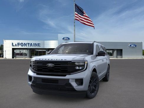 New 2025 Ford Expedition Platinum w/ Stealth Performance Package AWD/4WD image 2