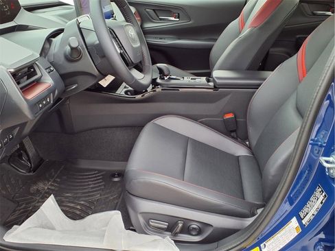 New 2026 Toyota Prius Plug-In Hybrid image 11