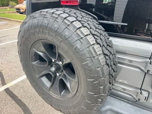 Used 2020 Jeep Wrangler Sport AWD/4WD image 7