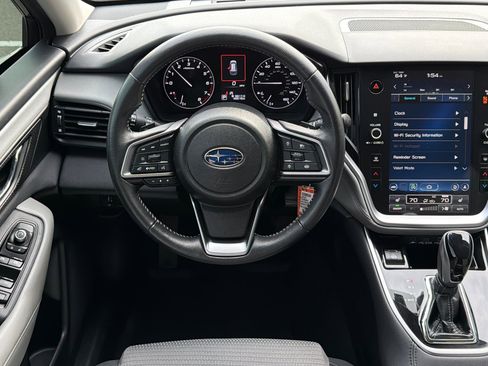 Used 2024 Subaru Outback Premium image 14