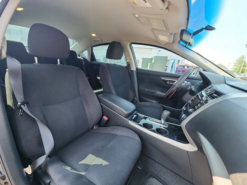 Used 2014 Nissan Altima 2.5 SV FWD image 23