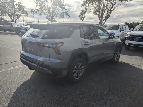 New 2026 Chevrolet Equinox LT image 8