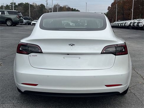 Used 2022 Tesla Model 3 Standard Range image 21