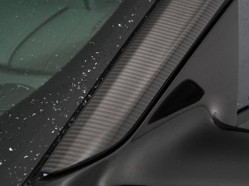 Used 2023 Aston Martin DBS Coupe image 6