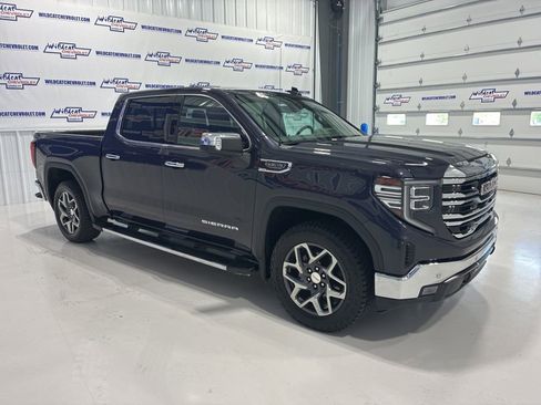Used 2024 GMC Sierra 1500 SLT w/ SLT Premium Plus Package image 9