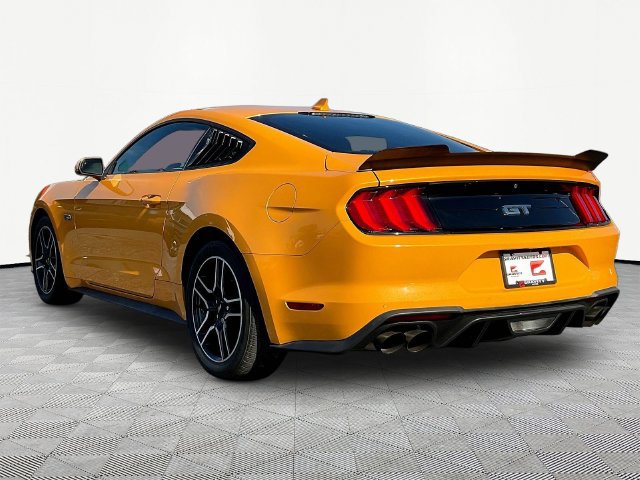 Used 2022 Ford Mustang GT w/ Equipment Group 301A RWD image 5