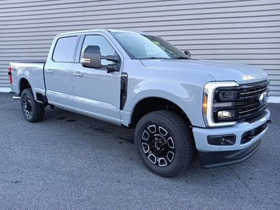 New 2026 Ford F350 Platinum w/ FX4 Off-Road Package